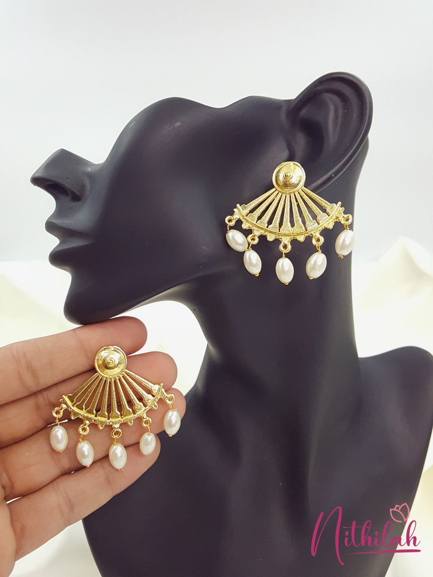 Vintage Small Gold Tone Knot Earrings, Classy Earrings, Versatile Earrings,  Casual Earrings, Custom Jewelry, Office Wear - Etsy